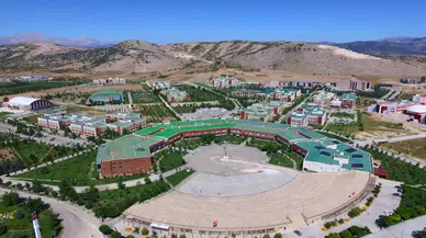 Süleyman Demirel Üniversitesi Tıp Fakültesi'nde Büyük Skandal: Sınav Soruları Para Karşılığı Satılmış!