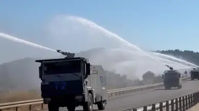 Kumluca'daki Orman Yangınına TOMA'lardan Peş Peşe Su Baskını!