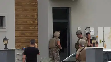 Antalya'da KADES Hayat Kurtardı! Silahlı Şüpheli Eşi ve 7 Yaşındaki Kızını Rehin Aldı