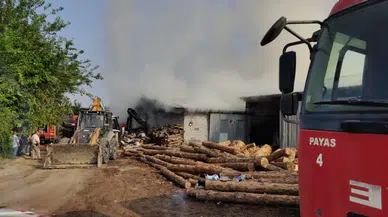 Hatay Dörtyol'da Hızar Atölyesi Yandı Tesis Küle Döndü!