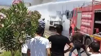 Hatay Kırıkhan Yolunda Pikap Alevler İçinde Kaldı