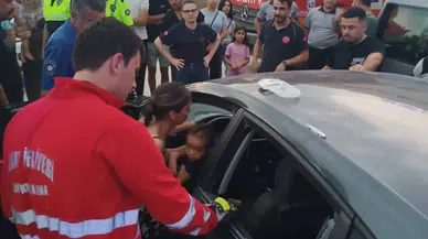 Araçta Kilitli Kalan Çocuk İçin Zamanla! Yarış Cam Kırılarak Kurtarıldı