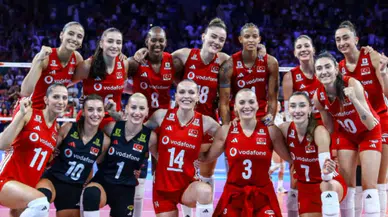 Almanya'yı Mağlup Eden Filenin Sultanları'ndan Müthiş Seri
