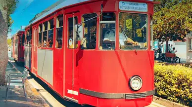 Nostalji Tramvayı İçin İmza Kampanyası Başlatıldı