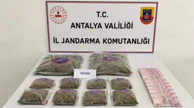 Döşemealtı'nda Zehir Operasyonu! 5,6 Kilo Skunk ve 120 Bin TL Ele Geçirildi