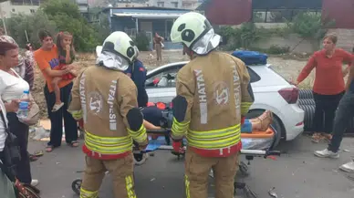 Hatay’da Feci Çarpışma: 2 Otomobil Birbirine Girdi 1Yaralı!