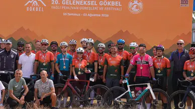 Alanya'da Bisikletin Pehlivanları Gökbel’e Pedalladı