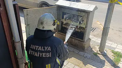 Manavgat'ta Aşırı Sıcaklar Elektrik Panolarını Yaktı: Ekipler Alarma Geçti