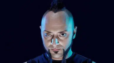 Akdeniz'de Rock Rüzgarı: Hayko Cepkin "ELECTRIC" Projesiyle Antalya'da
