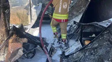 Hatay’da Konteyner Yangını! Ekipler Hızla Müdahale Etti