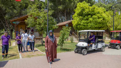 Tarsus'ta Doğayı Koklayarak ve Dokunarak Keşfettiler