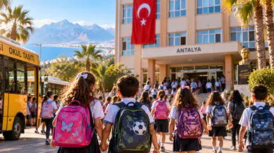 Antalya'da Okullar Yarın Açılıyor: Binlerce Öğrenci Ders Başı Yapıyor
