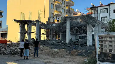 Mersin'de İnşaatta Beton Dökümü Sırasında Göçük Meydana Geldi!