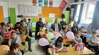 Eğirdir'de İlköğretim Haftası Coşkusu: 3 Bin 882 Öğrenci Ders Başı Yaptı
