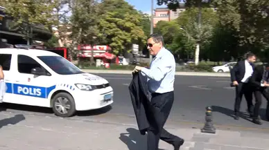 Kayıt Dışı Para Aktarımı İddialarıyla Gündeme Gelen Eski ABB Başkanı Melih Gökçek Adliyede!