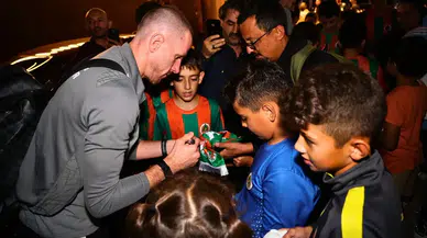 Alanyaspor'u Çorum Deplasmanında Minik Futbolcular Karşıladı