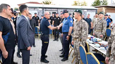 Antalya'da Huzur Buluşması: Protokol Yeşildere'de Güvenlik Personeliyle Bir Araya Geldi