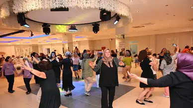 Kadınlar Matinesi Coşkusu: Müzik ve Eğlence Bir Arada