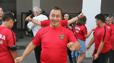 Özel Çocuklar Adana'da İtfaiyeci Oldu: "Bugünün Kahramanı Onlar"