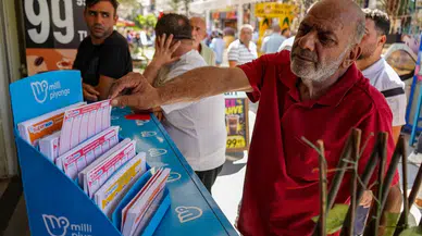 Antalya'da Dev İkramiye Çılgınlığı! 700 Milyon TL İçin Kuyruklar Oluştu