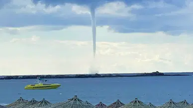 Alanya İncekum'da Hortum Heyecanı Kamerada