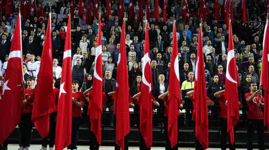 Antalya'da 29 Ekim Cumhuriyet Bayramı Coşkusu: 103. Yıl Töreninde COP31 Mesajı
