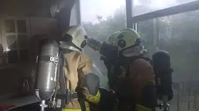 Hatay'da Ev Yangını Korkuttu: Ekipler Kontrol Altına Aldı