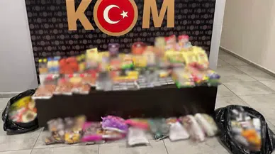 Antalya'nın 4 İlçesinde Depolar ve Evler Arandı: Binlerce Kaçak Ürün Bulundu