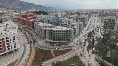 Antakya’da Atatürk Caddesi’nde Deprem Sonrası Hayat Yeniden Başladı