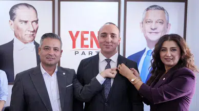 YENİ Parti Antalya’da Konyaaltı ile Üçledi: Cem Kotan Rozeti Taktı