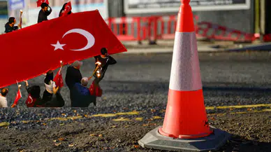 Antalya’da Ertelenen Cumhuriyet Bayramı Kutlamaları İçin Trafiğe Kapanacak Yollar Açıklandı