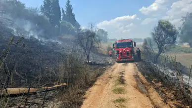 Serik'te Yangın Paniği: Alevler Evlere Ulaşmadan Durduruldu