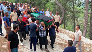 Mersin’de Genç Avukatı Hayattan Koparan Kaza: Tuğçe Şen Dualarla Defnedildi
