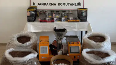 Döşemealtı'nda Kaçak Tütün ve Macaron Operasyonu