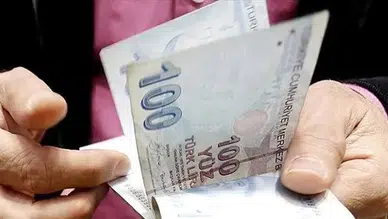 Memur ve Emekliden Ekonomi Yönetimine Sert Tepki! "Maaşlar Cebe Girmeden Eridi!"