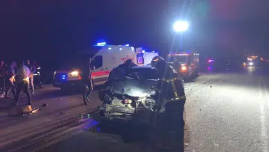 Hatay'da Feci Kaza! İki Otomobil Çarpıştı, 3'ü Ağır 5 Kişi Yaralandı