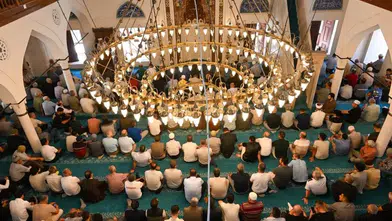 Elmalı'da 1610'da Yapılan Ketenci Ömer Paşa Camii İbadete Açıldı