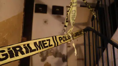 Annesi öldü, kızı fark etmedi! 1 ay aynı evde yaşadı