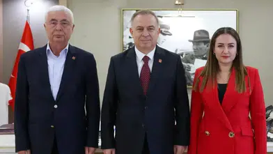 Operasyon Antalya Zirvesini Yarıda Kesti, Gökan Zeybek Acil Döndü