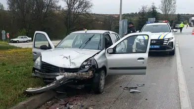 Burdur-Antalya Karayolunda Araçlar Çarpıştı: 2 Yaralı