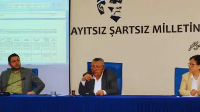 Kaş’ta ‘AKP’li Kocaer’e CHP Desteği’ Tartışılıyor
