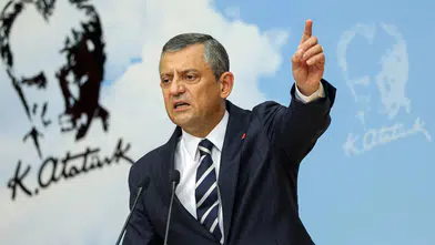 CHP Konyaaltı İlçe Başkanı Demet Gündüz'den Ankara Çağrısı: "Özgür Özel’in Liderliğinde Omuz Omuza!"