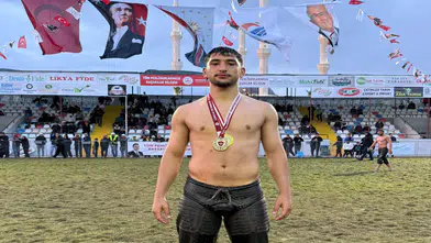 Manavgat’ın Genç Pehlivanı Kumluca’da Tarih Yazdı