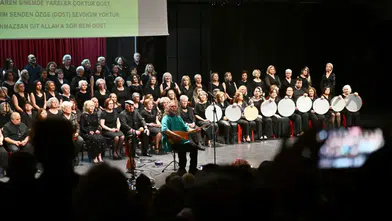 Muratpaşa’da Dev Kadro, Dev Konser: 100 Kişilik Koro Mest Etti!