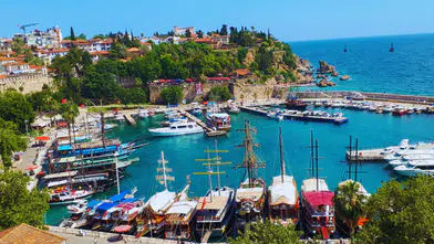 Antalya’da Pazartesi Rüzgarı Yerini Bahar Sıcaklığına Bırakıyor!