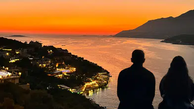 Kaş'ta Terk Edilen Hayalet Otel Gençlerin Uğrak Noktası Oldu