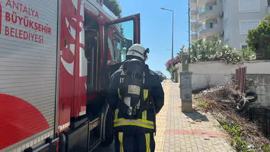 Alanya'da Bir Apartman Dairesinde Çıkan Yangın İtfaiye Ekiplerince Söndürüldü
