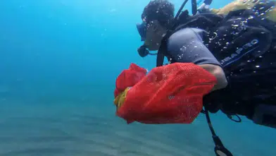 Konyaaltı Sahili'nde Muratpaşalılar, Çevre Günü'nde Sahile İniyor