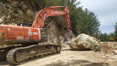 Alanya'da Turizm ve Yayla Sezonu Öncesi Dev Altyapı Dokunuşu