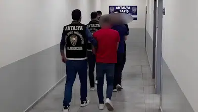 Antalya’da Sahte Çek Vurgunu: Hayalet Depo Deşifre Edildi, 4 Şüpheli Tutuklandı